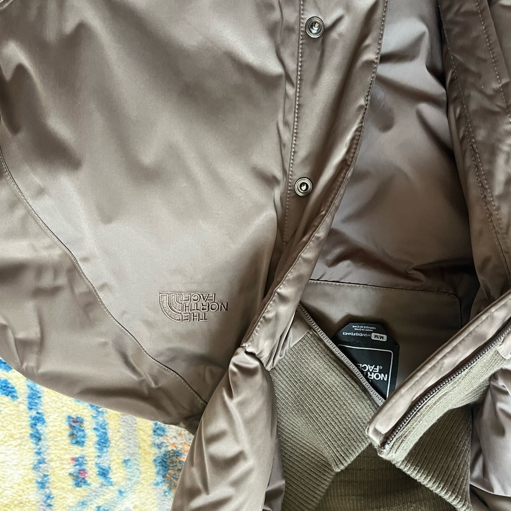 North face Hyvent coat Beautiful Brown cooper color - Picture 8 of 10